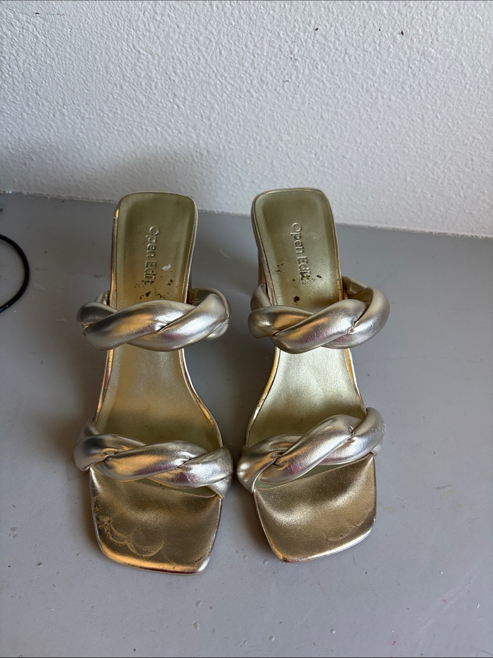 Gold high heals